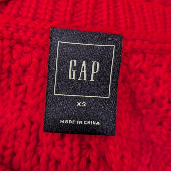 GAP Cable Knit Crewneck Sweater - Picture 4 of 6